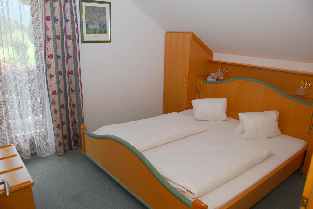 Alpenhotel Badmeister Flattach Chambre photo