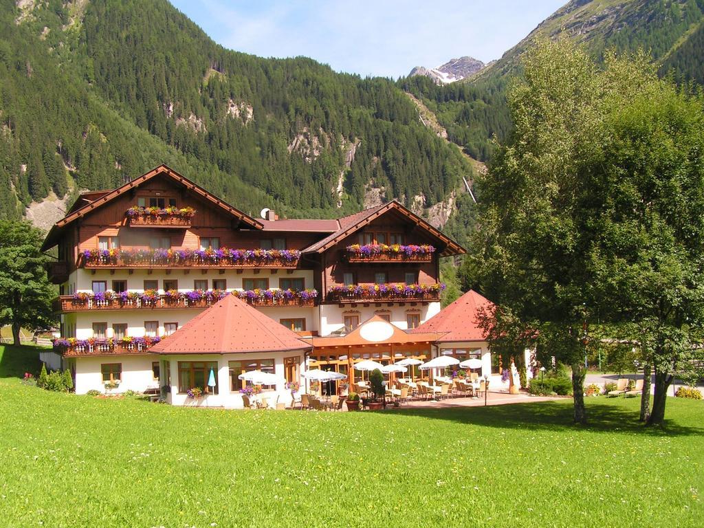 Alpenhotel Badmeister Flattach Extérieur photo